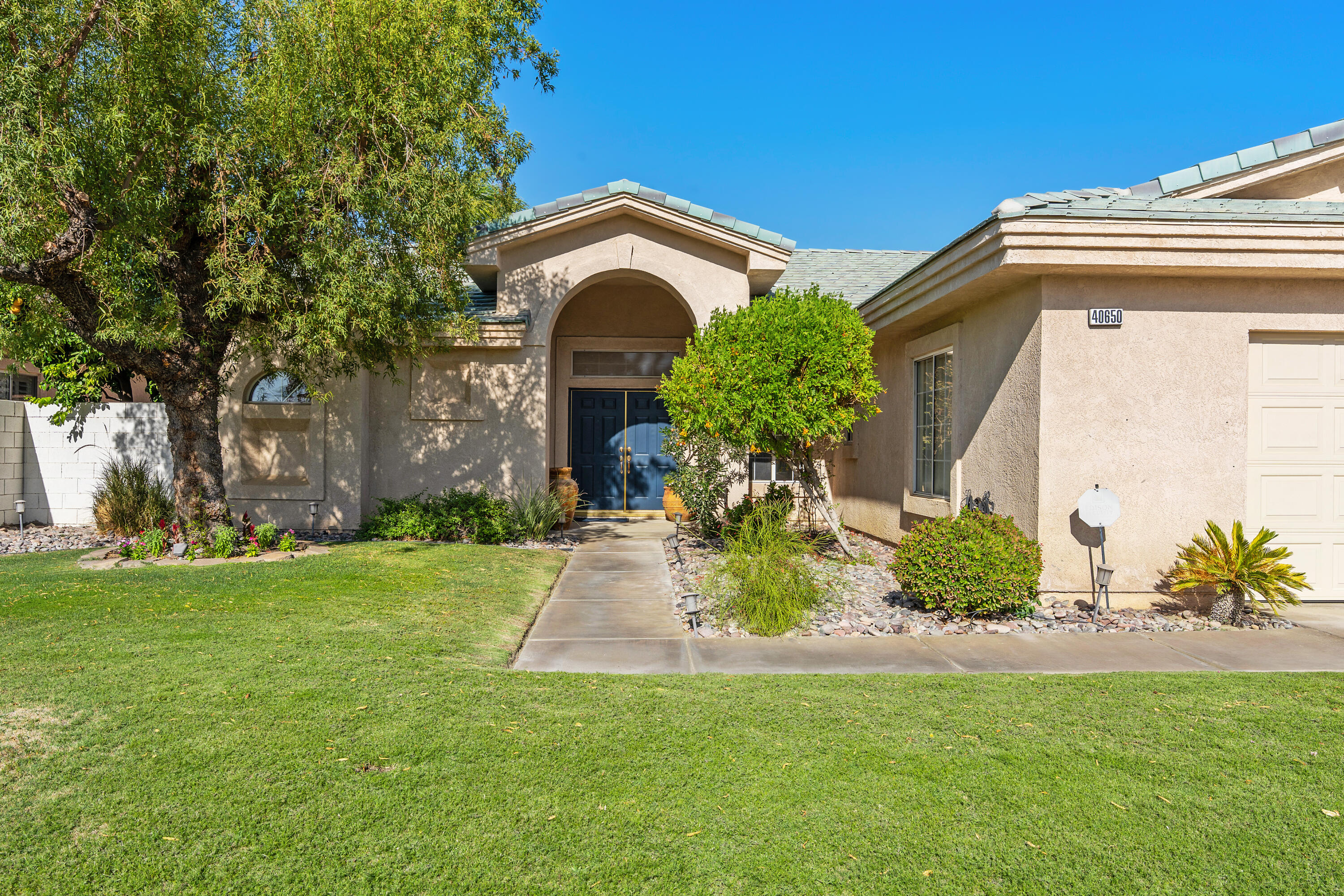 40650 Cabana Ct — photo