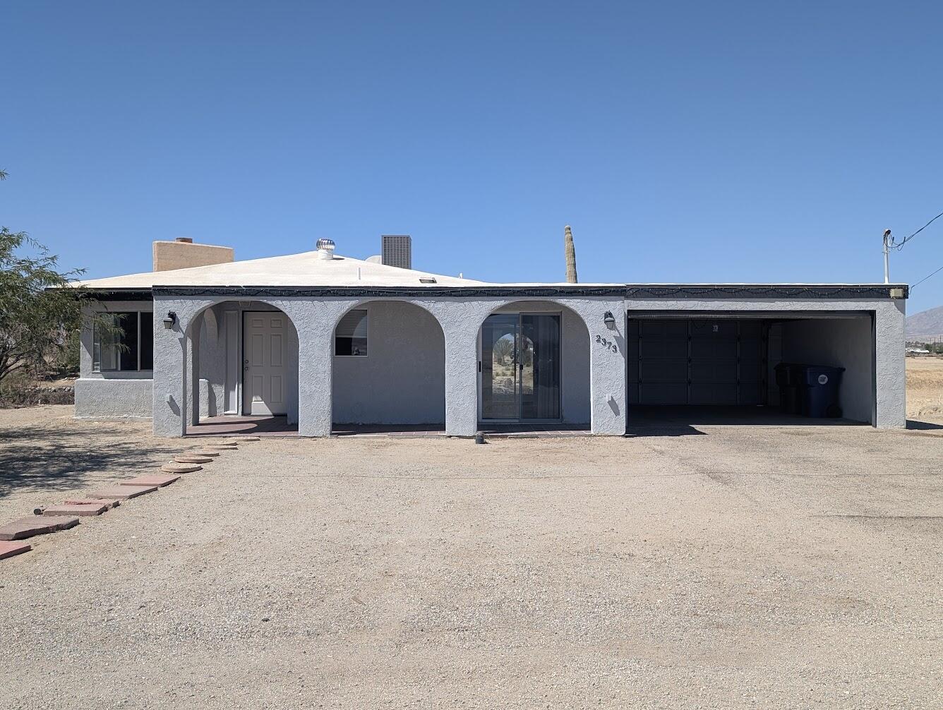 2373 Oahu Ln — photo