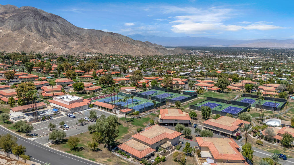 73164 Bill Tilden Ln — photo