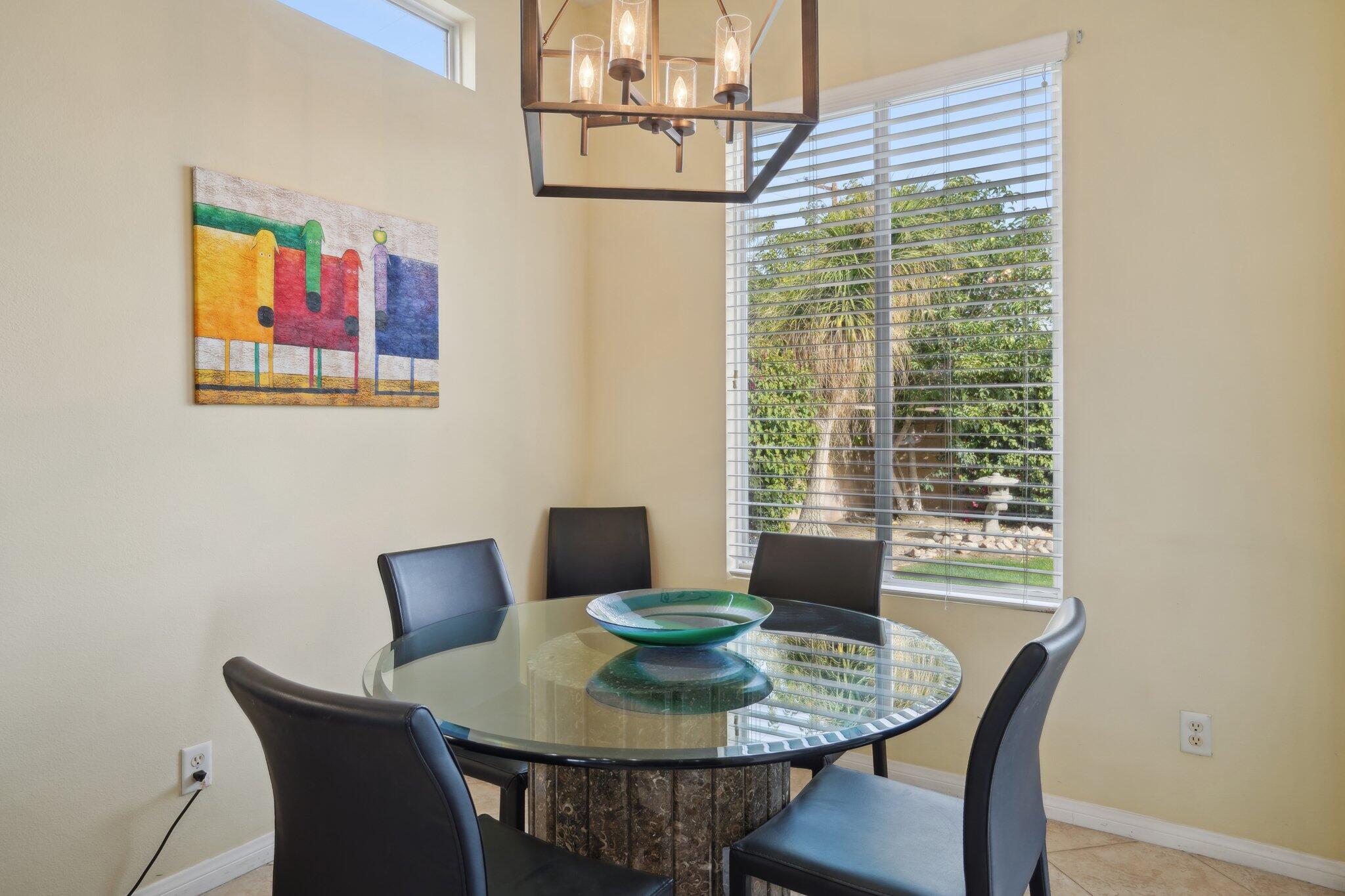 80570 Hoylake Dr — photo