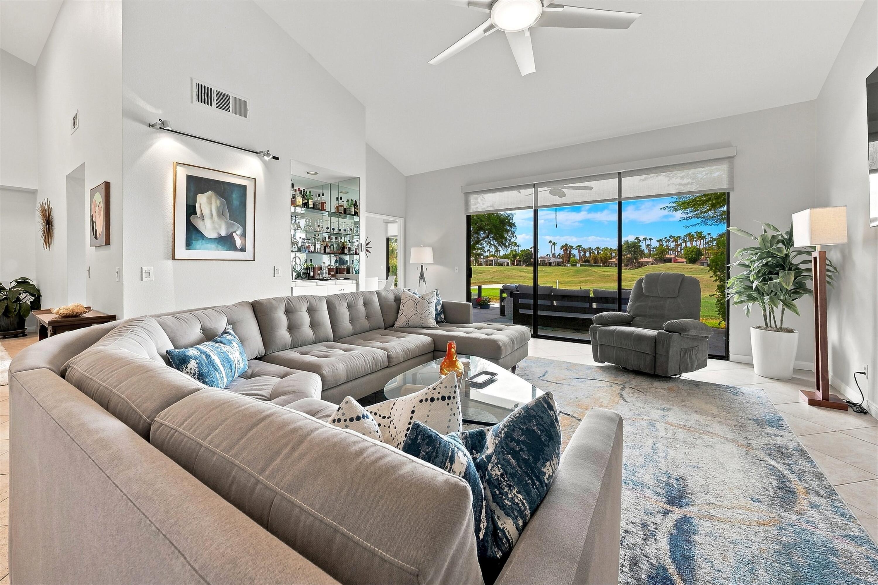 54673 Inverness Way — photo