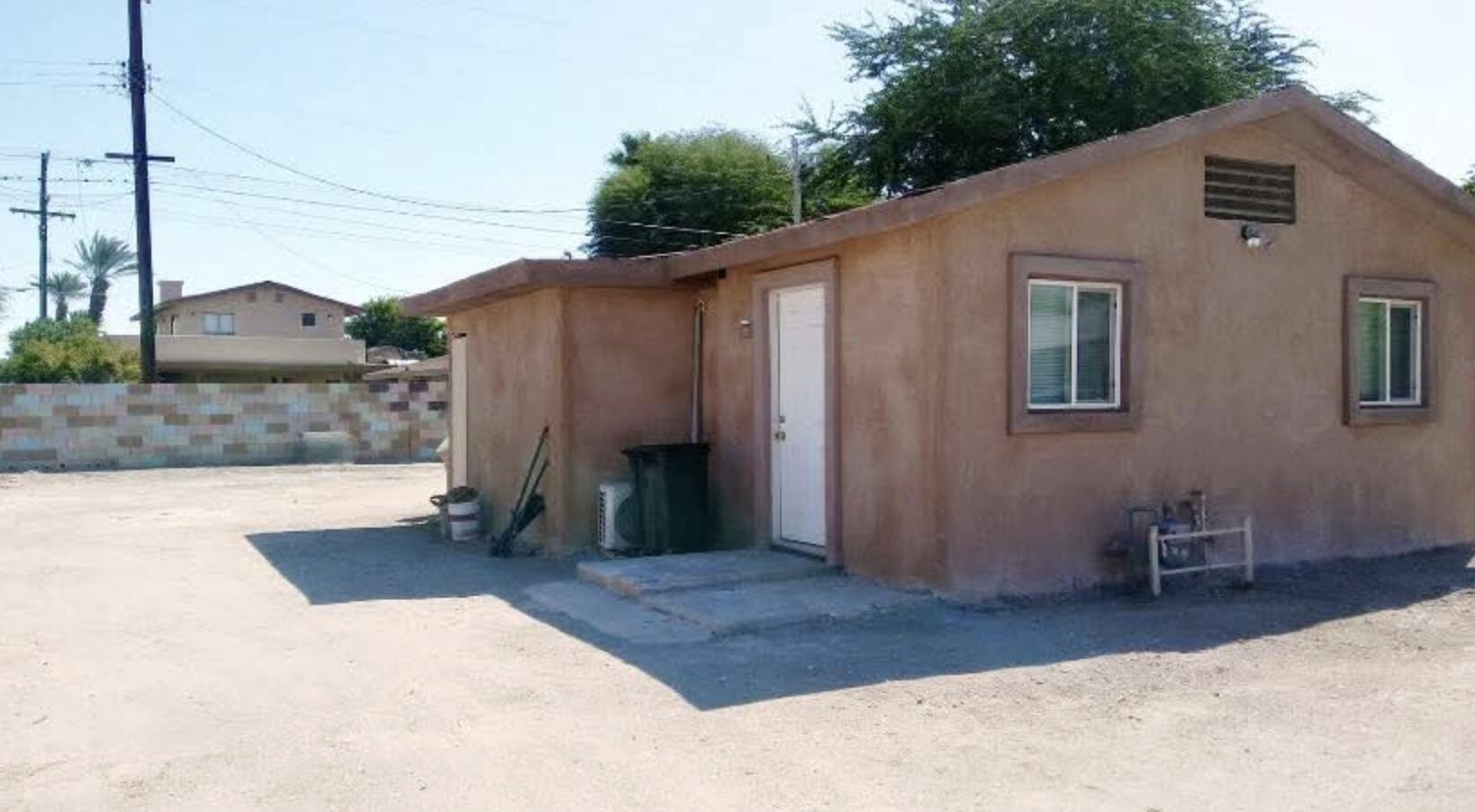 53104 Calle Camacho — photo