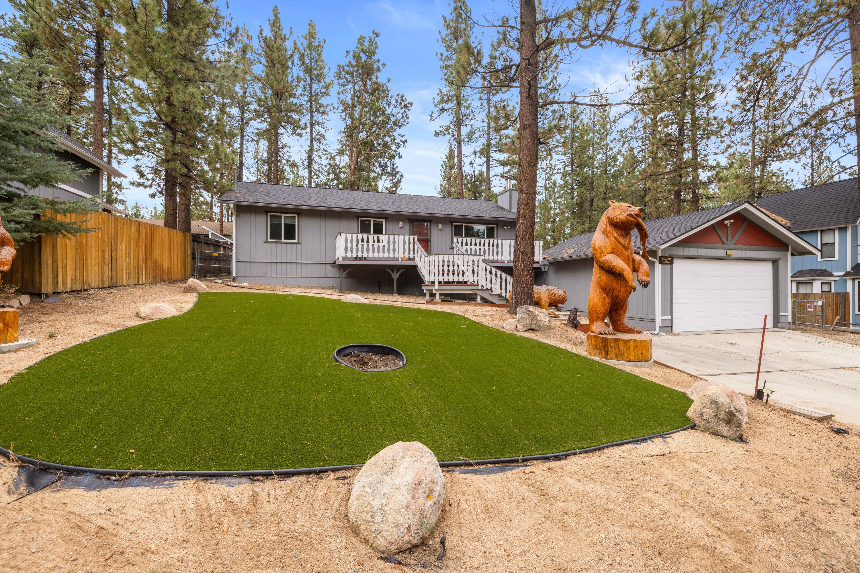 1217 Redwood Dr — photo