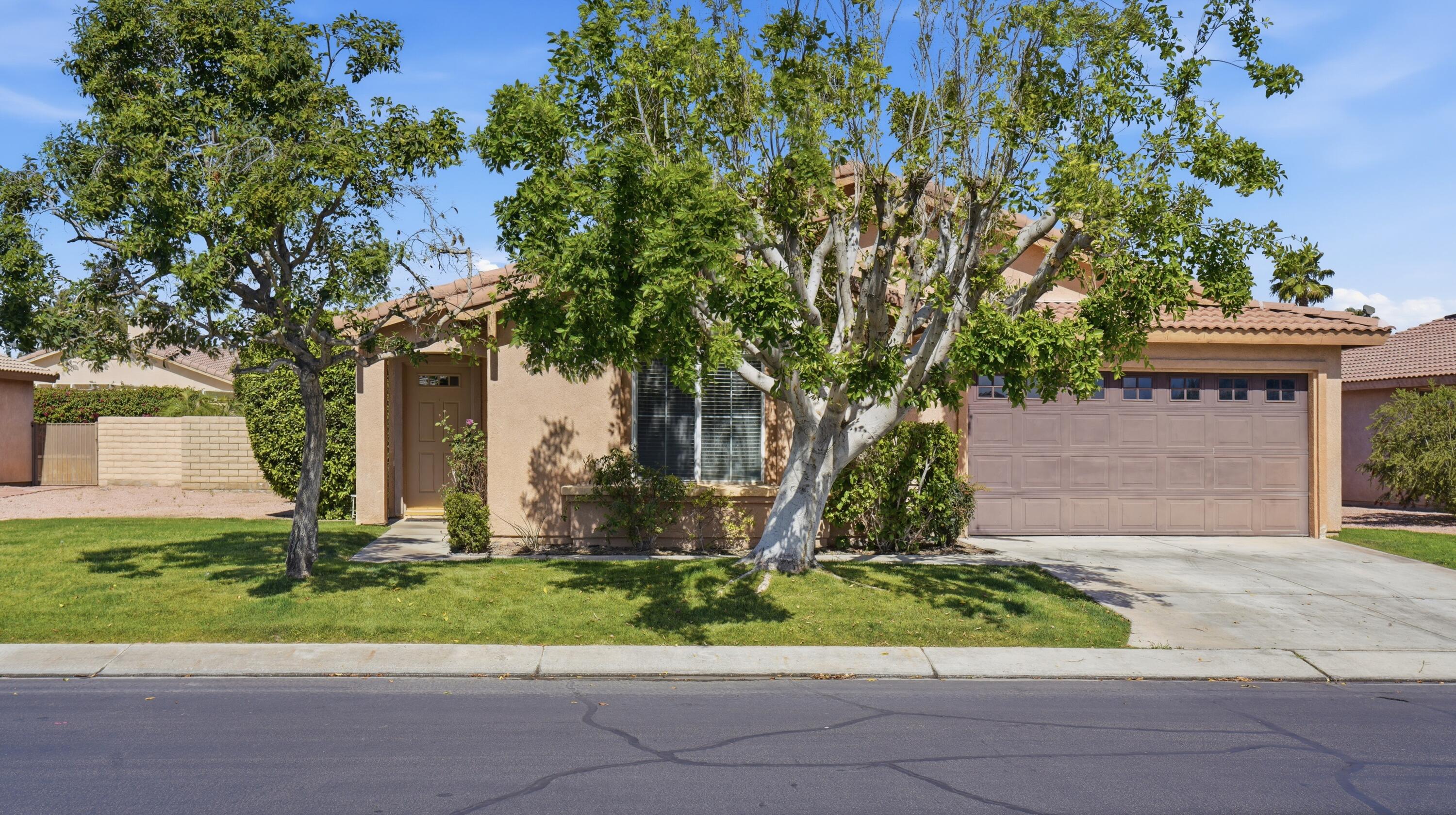 82546 Lincoln Dr — photo
