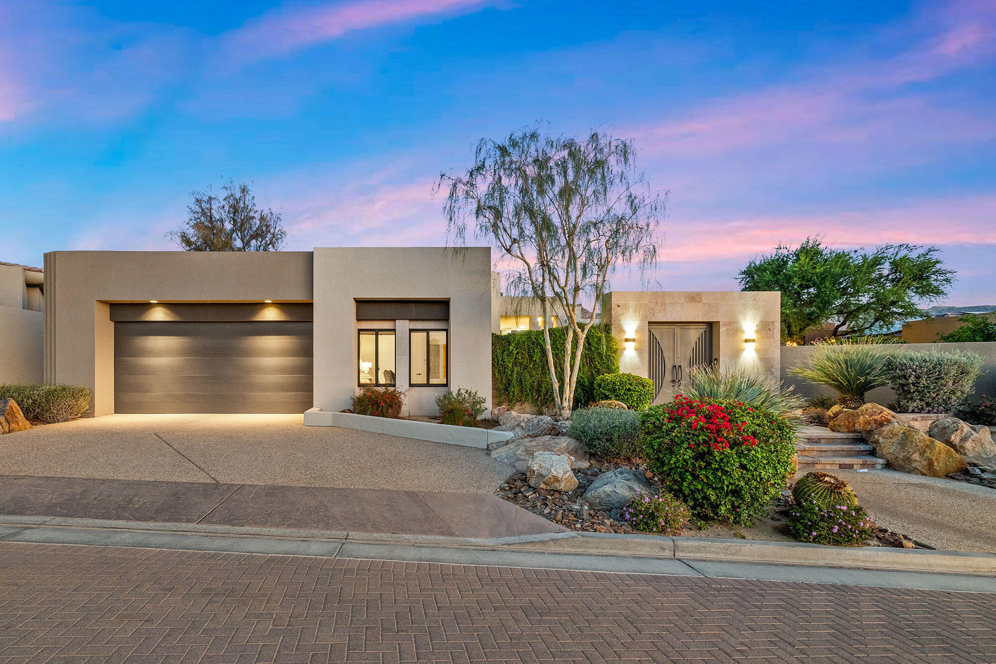 137 Metate Pl — photo