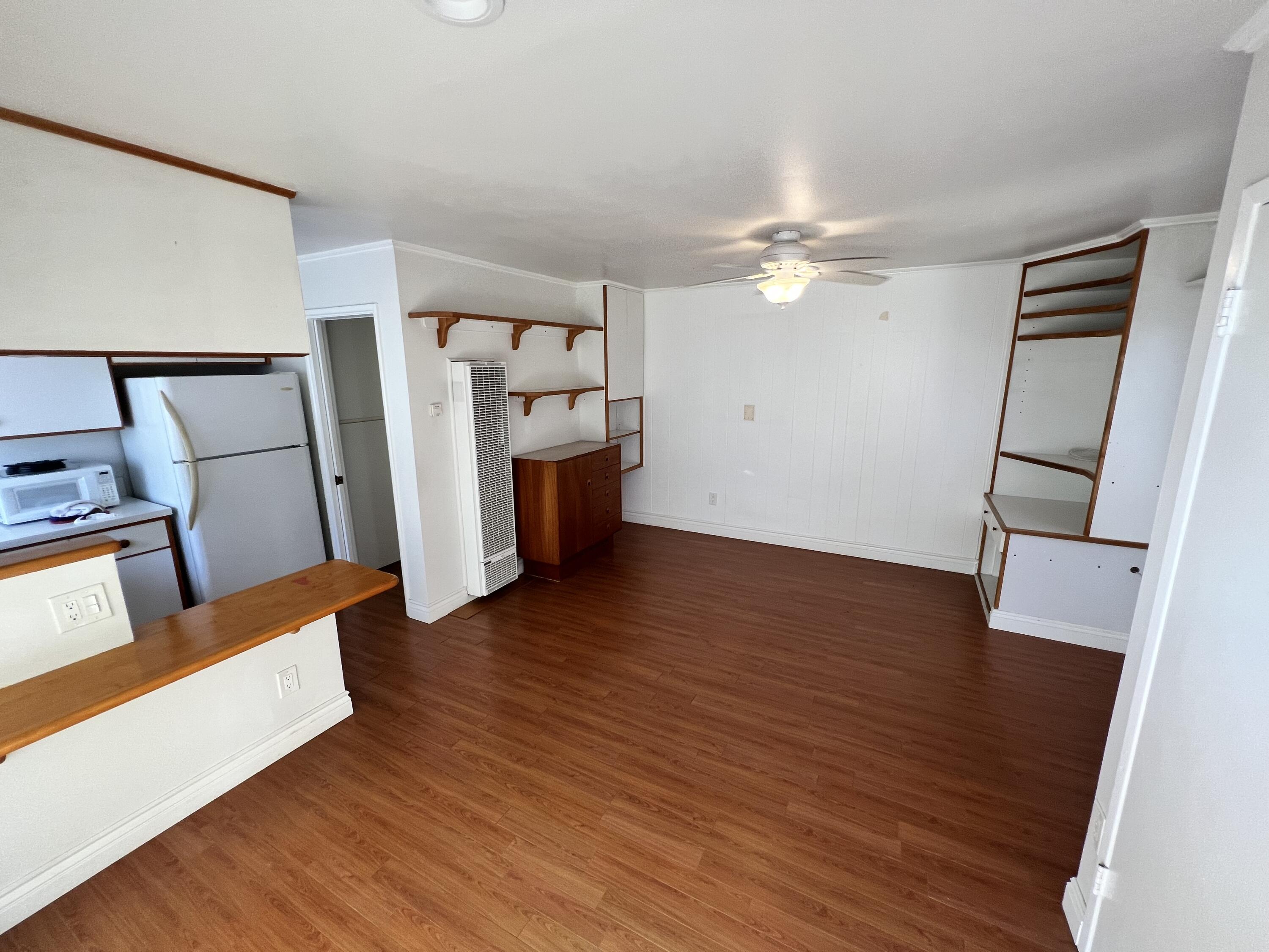 163 W Mariposa C — photo