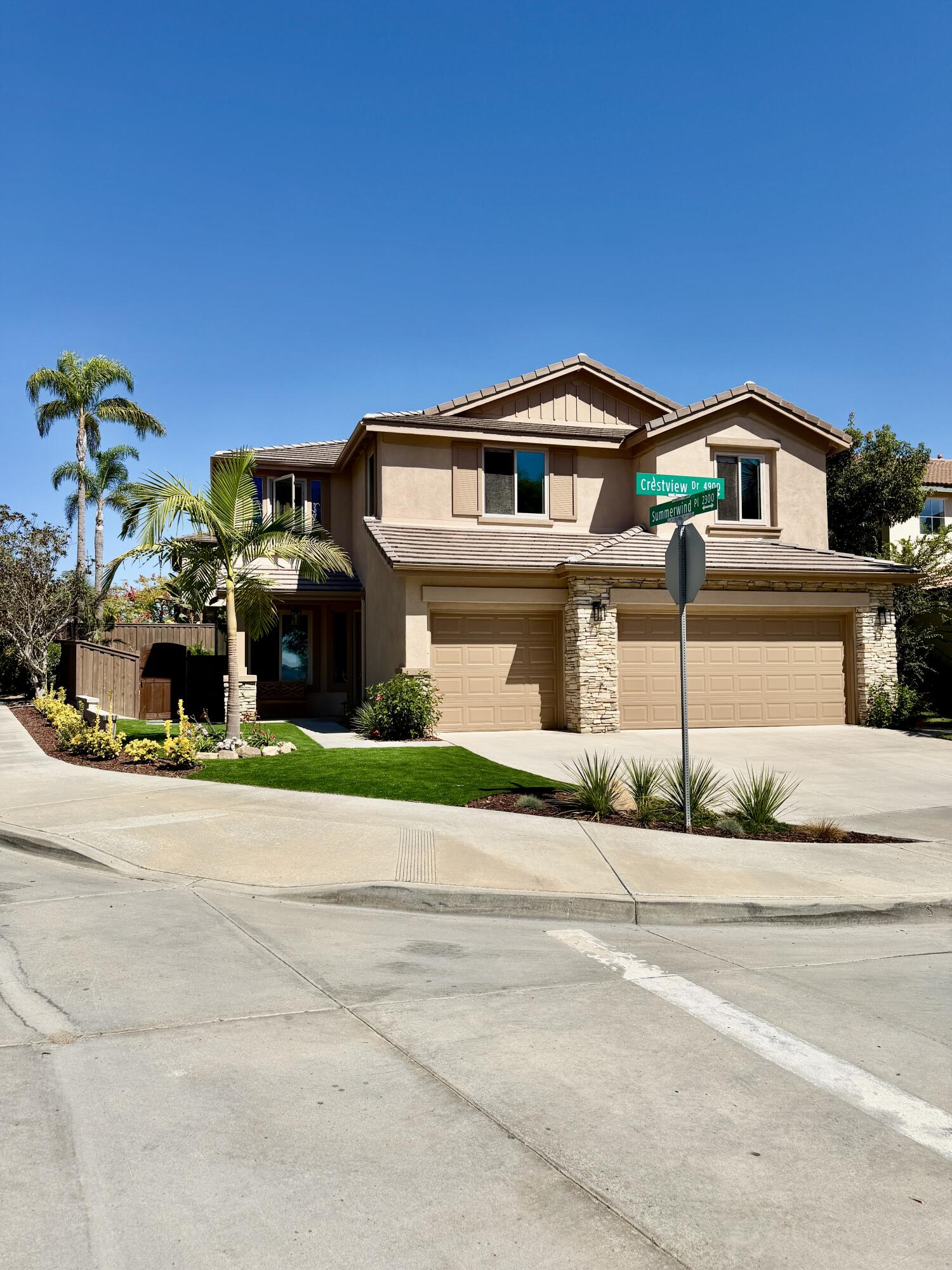 4982 Crestview Dr — photo