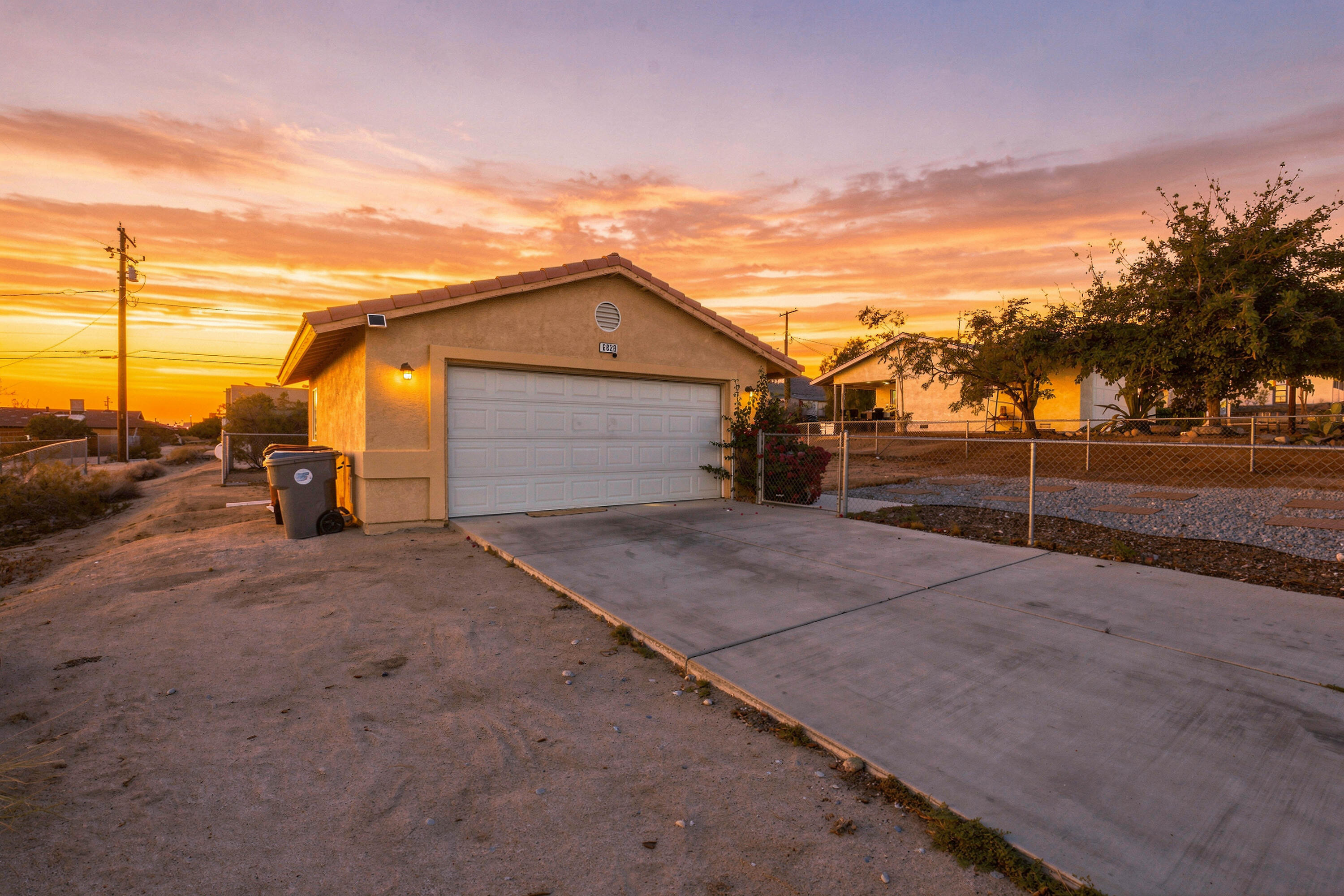 6829 Quail Spring Ave — photo