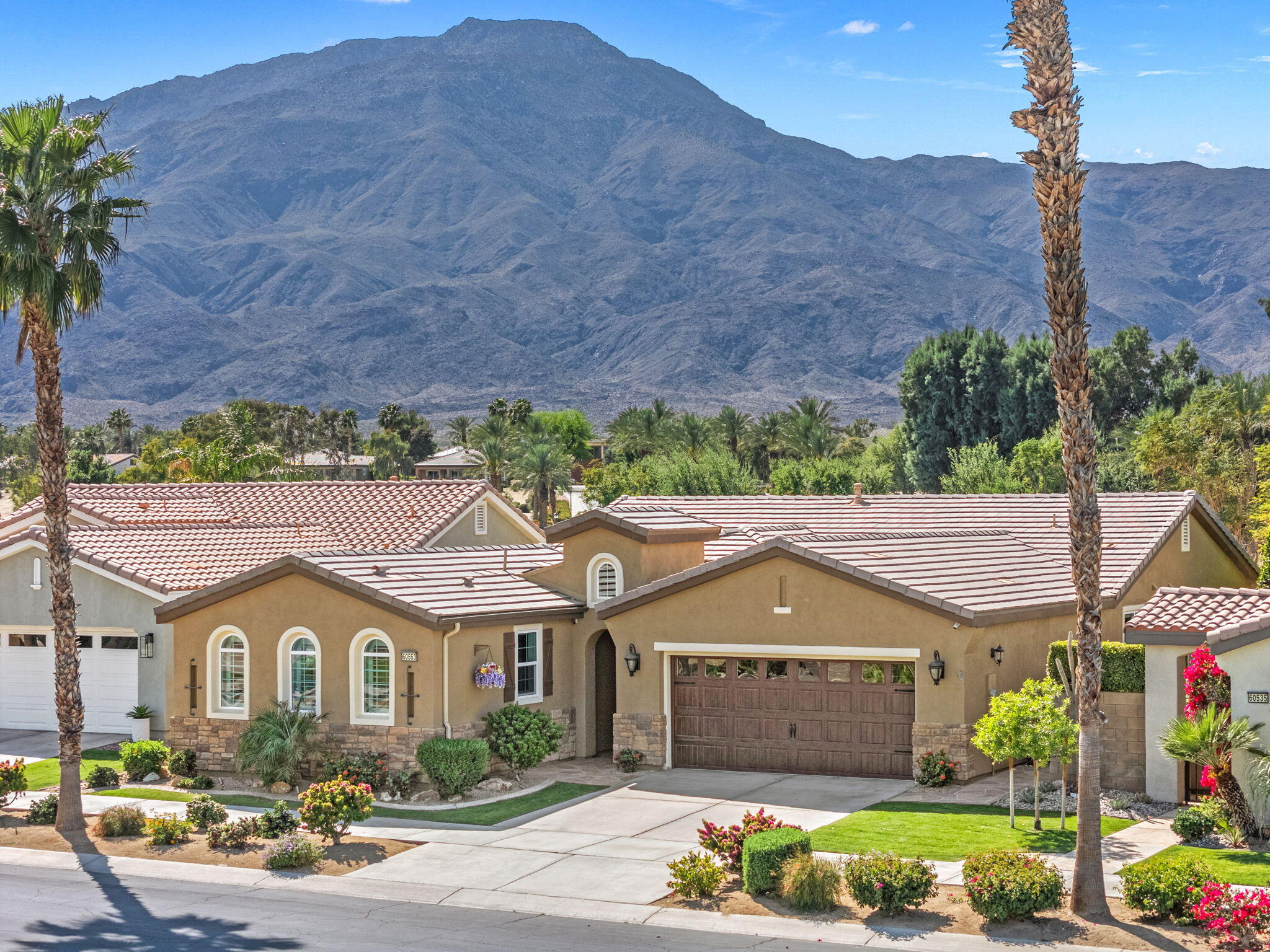 60553 Juniper Ln — photo