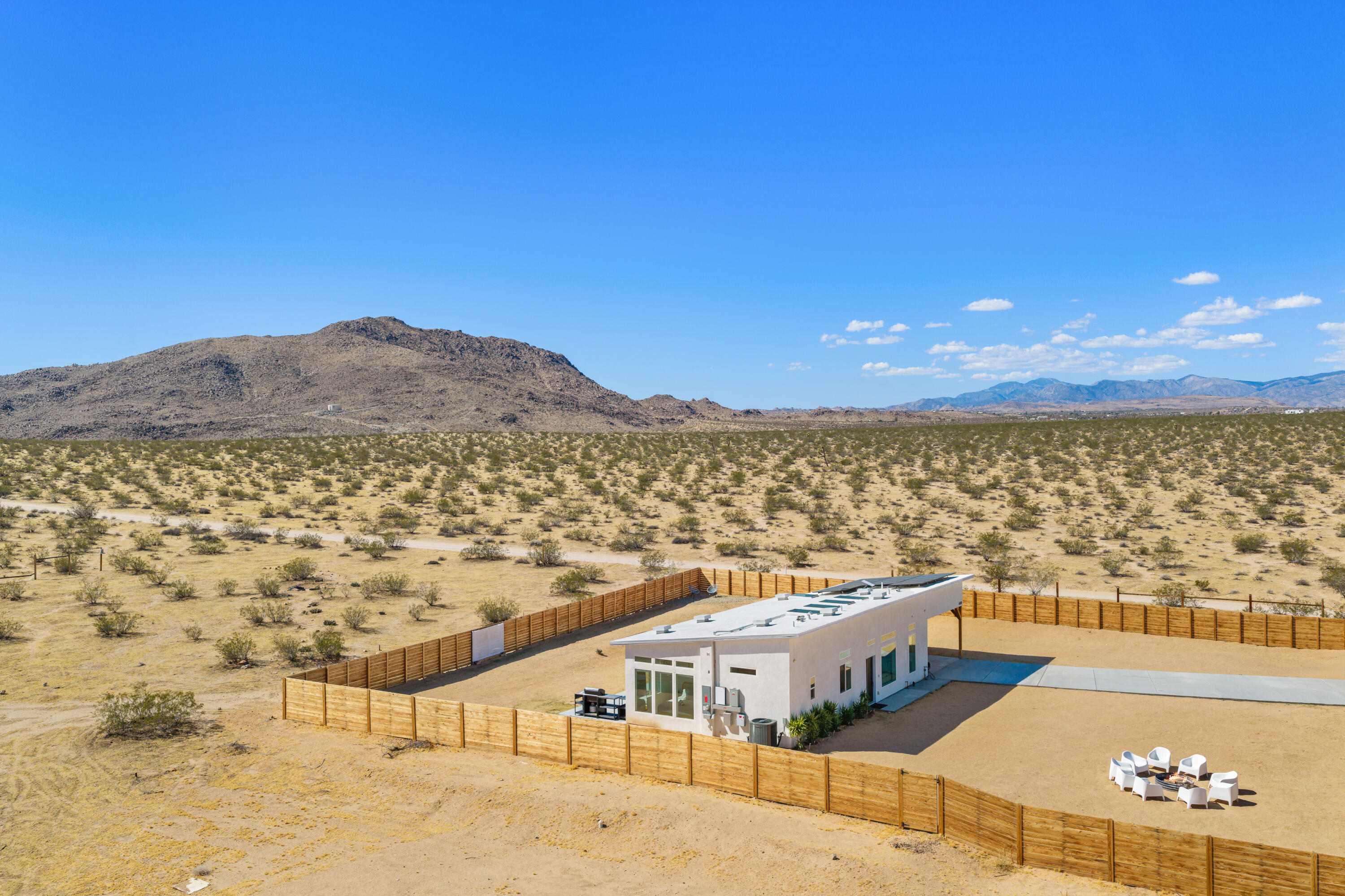 61723 Highland View Dr — photo