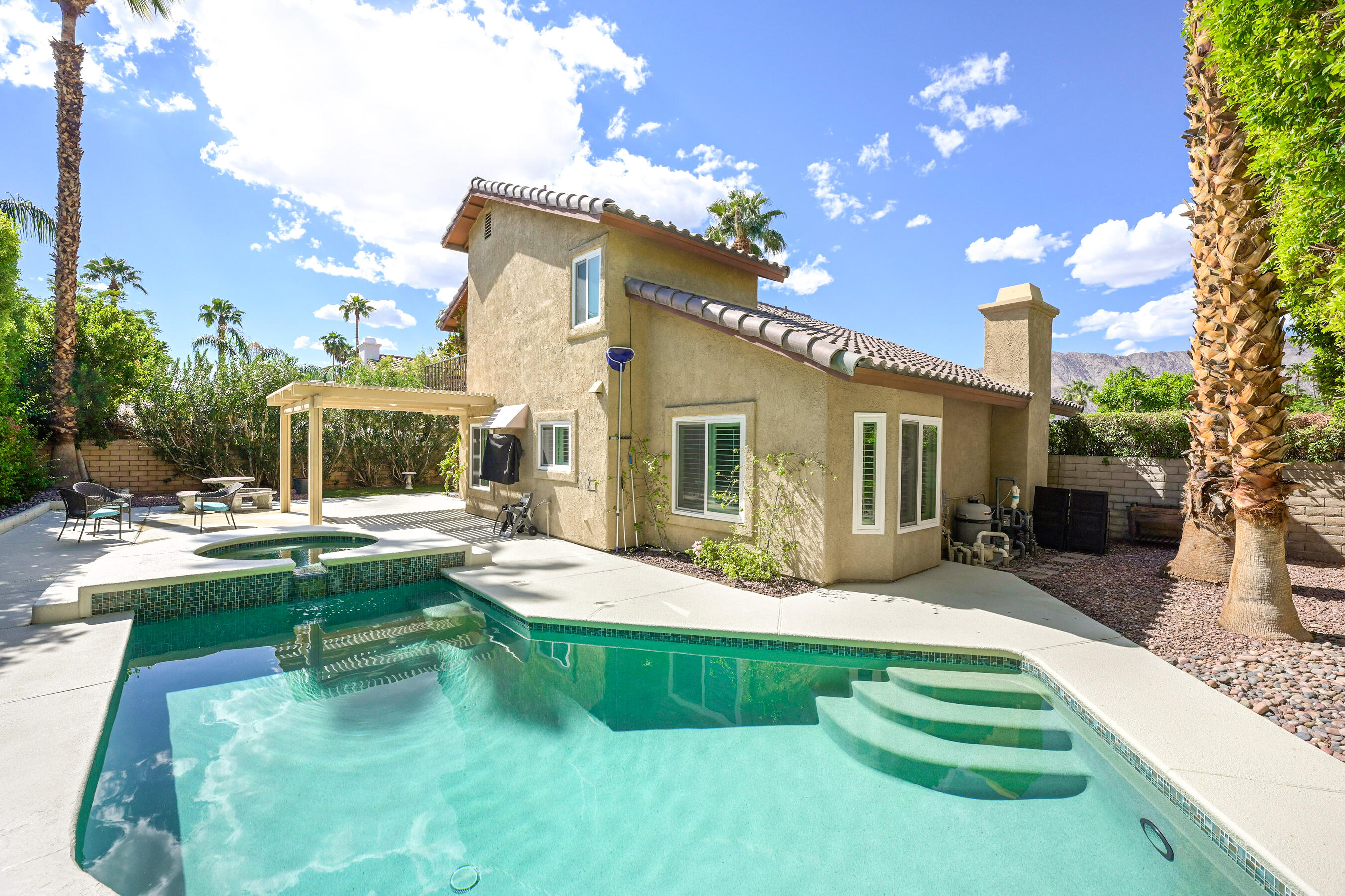 49070 Tango Ct — photo