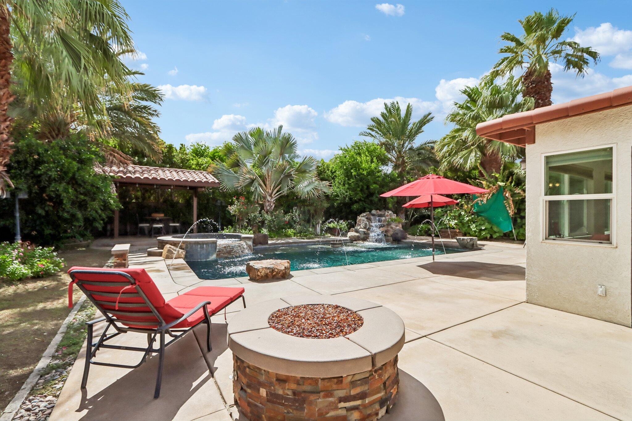73835 Fred Waring Dr — photo