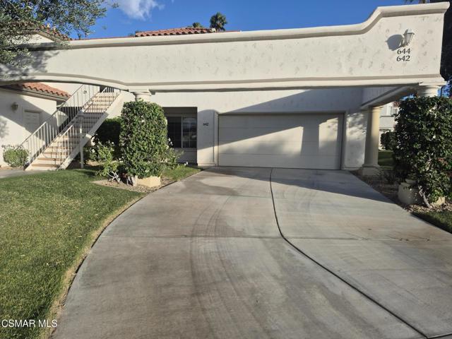 642 Vista Lago Cir — photo