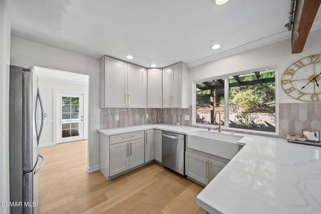 30729 Lakefront Dr — photo