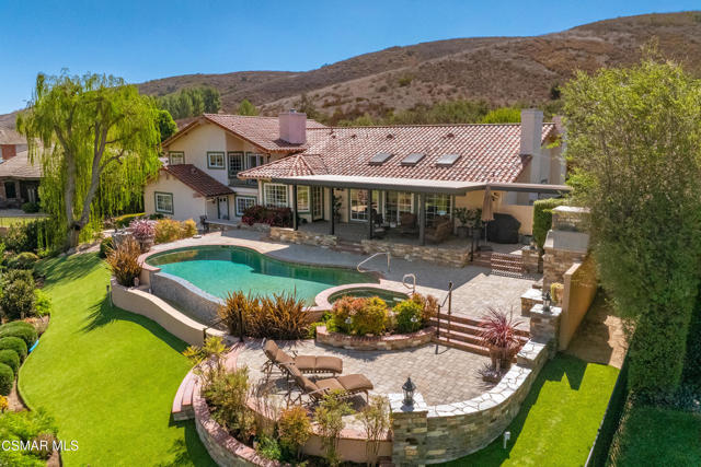 5037 Lakeview Canyon Rd — photo