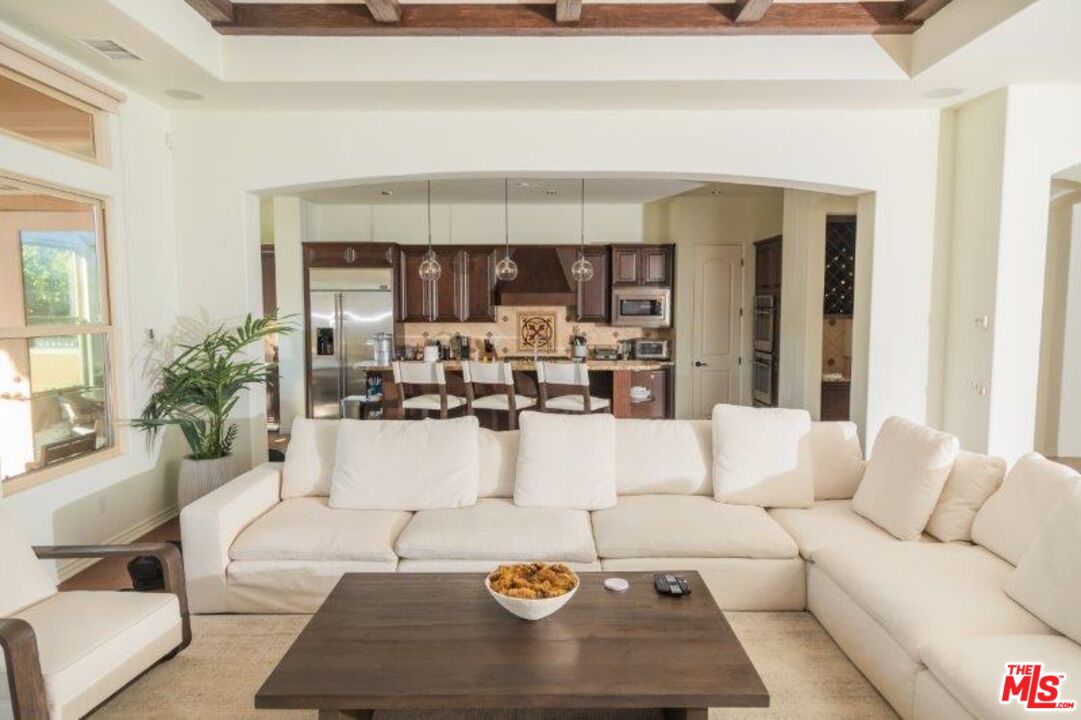 54155 Cananero Cir — photo