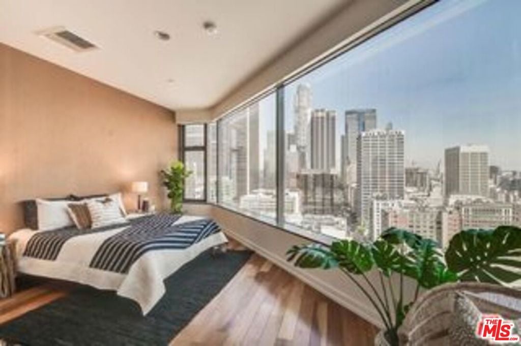 801 S Grand Avenue 2107 — photo