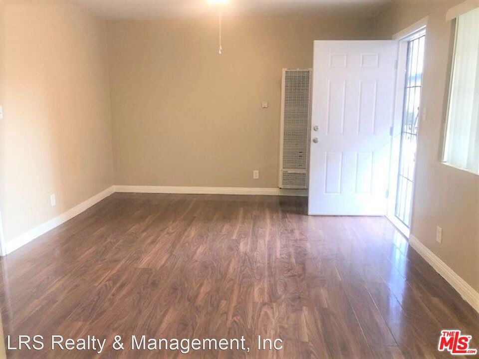 18321 Malden Street 4 — photo