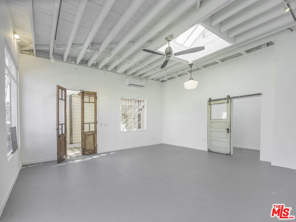 1415 Abbot Kinney ½ — photo