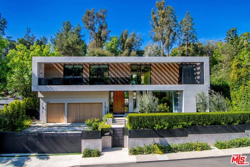 2641 Hutton Drive — photo