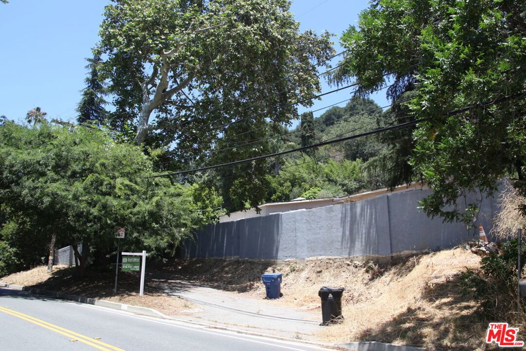 2534 Benedict Canyon Drive — photo