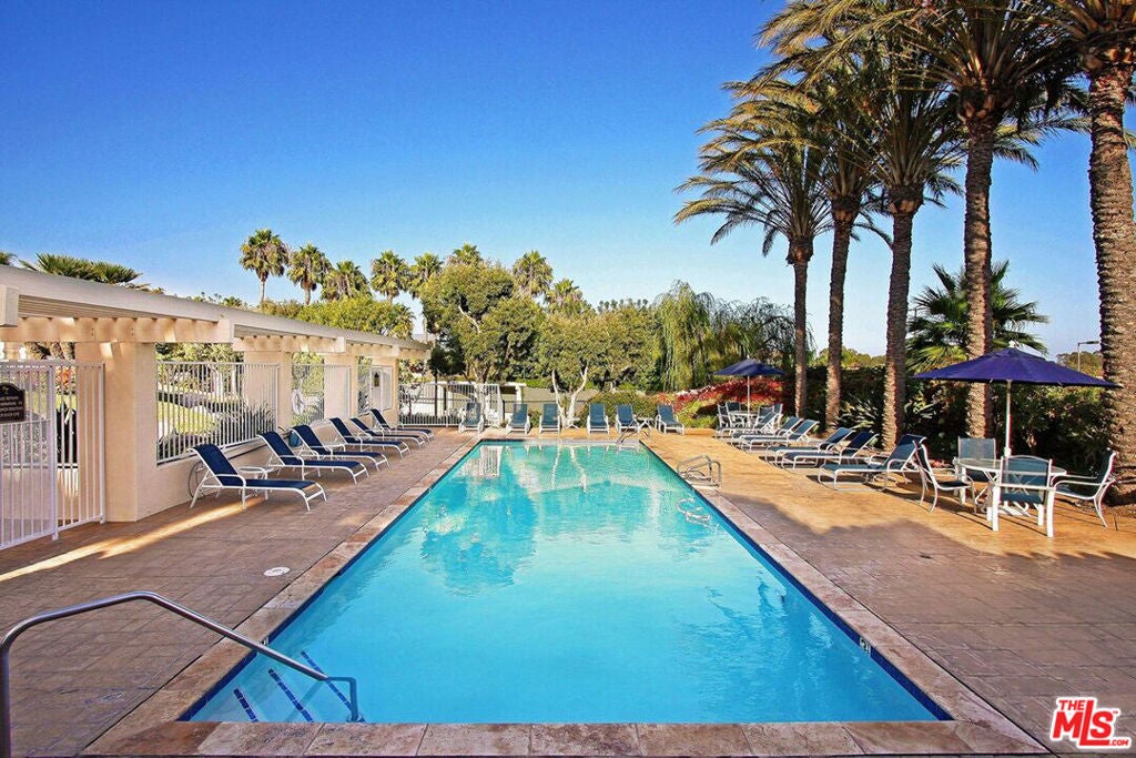 6463 Zuma View Place 167 — photo