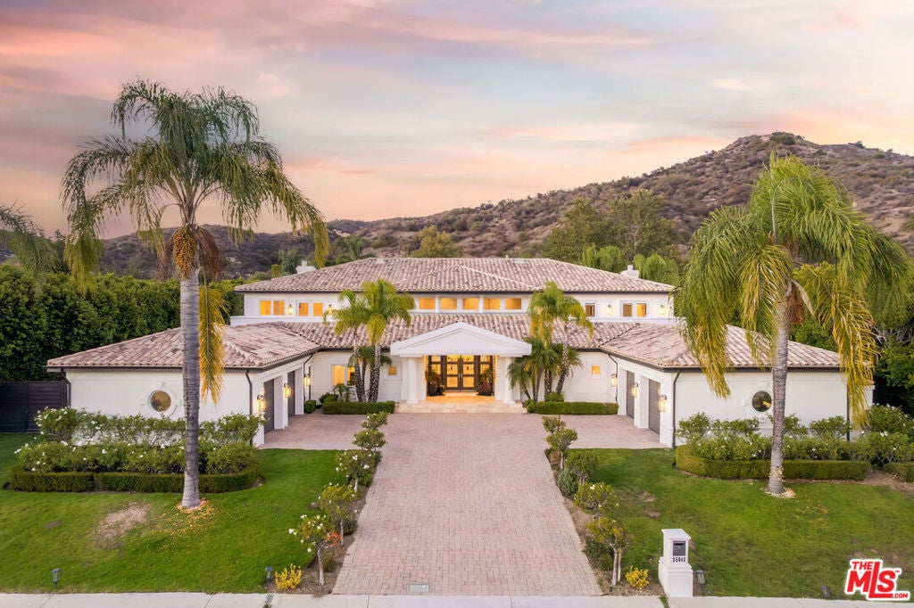 25043 Abercrombie Lane — photo
