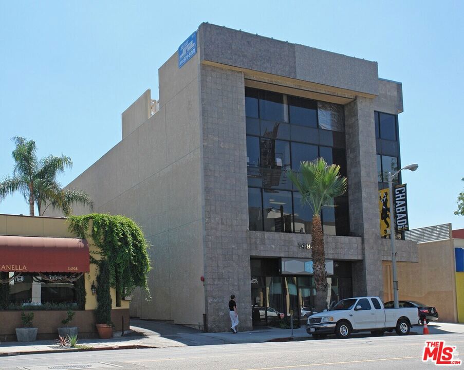 14930 Ventura Boulevard 340 — photo