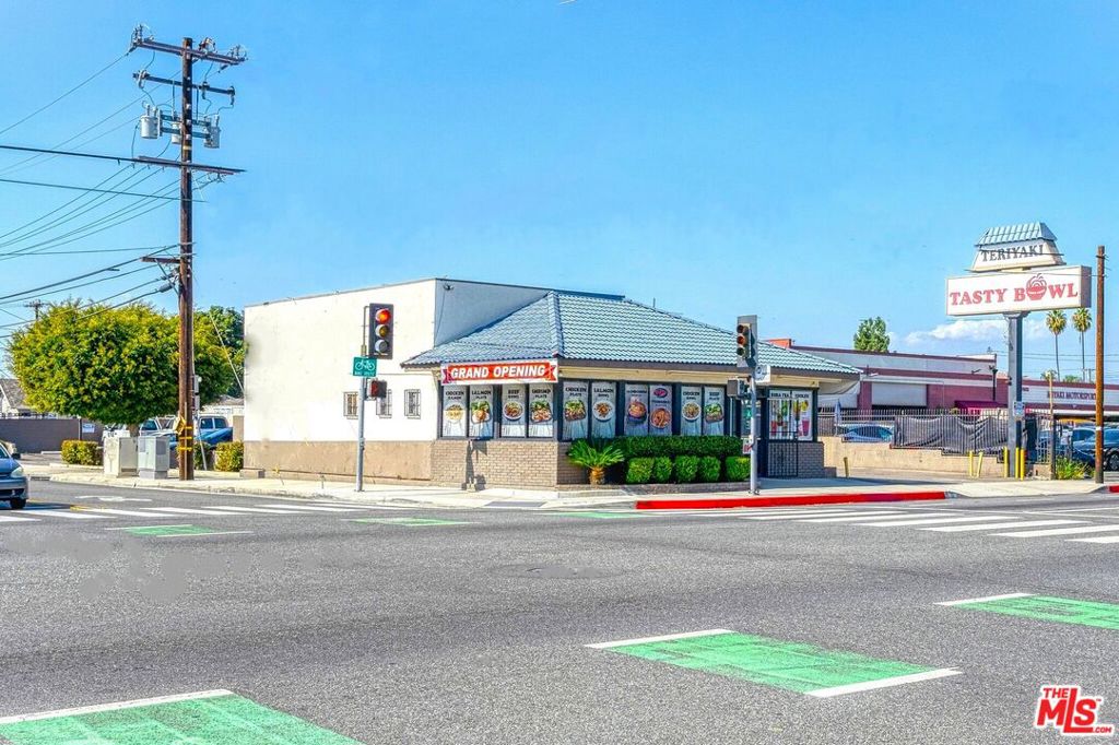 2603 Tyler Ave — photo