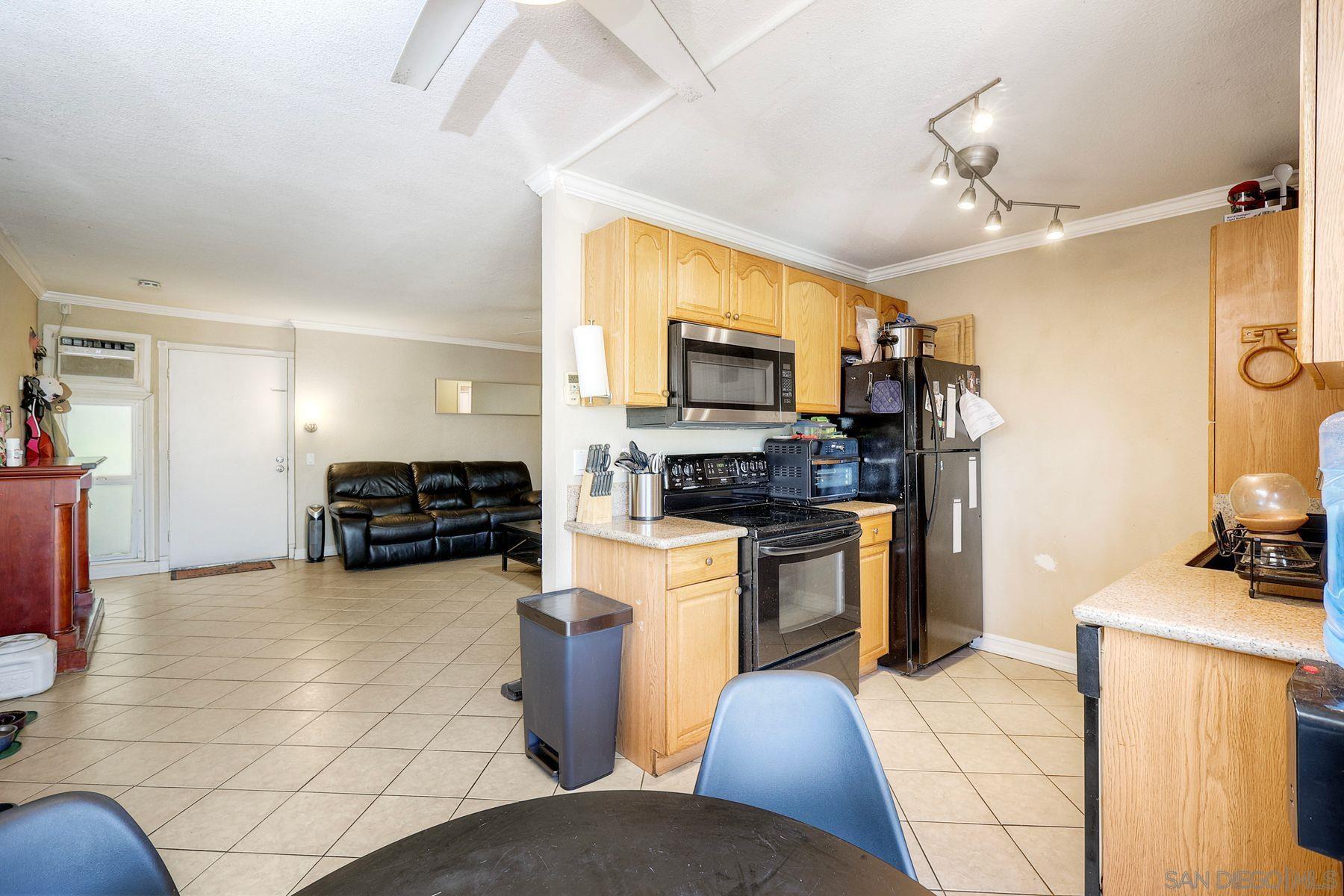 12923 Mapleview St #6, Lakeside, CA 92040 — photo 2