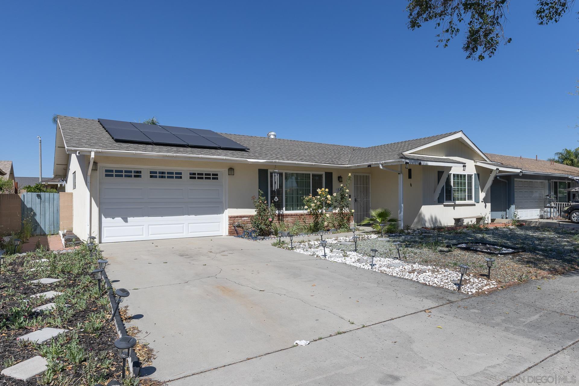 1540 W Whittier Ave — photo