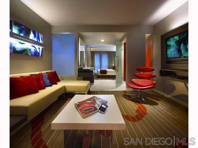 207 5th Ave 737 — photo