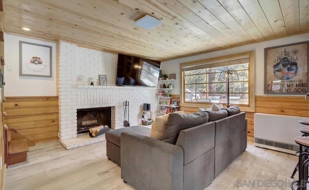 298 Maple, Sugarloaf, CA 92386 — photo 2