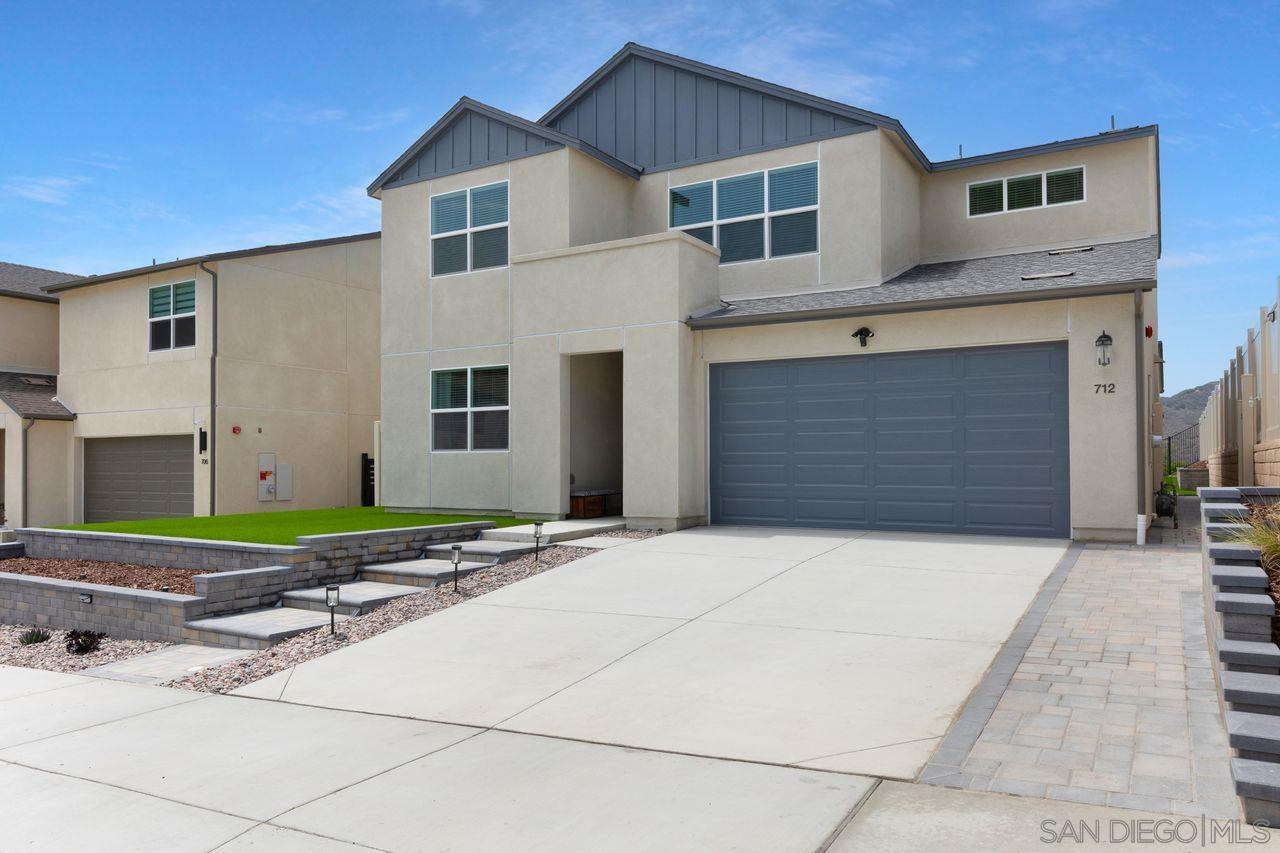 712 Meadowood St, Fallbrook, CA 92028