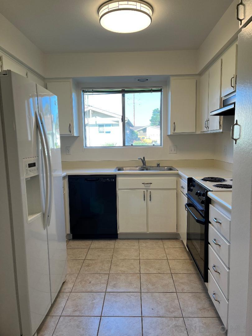 1030 Plover, Oceanside, CA 92057 — photo 3