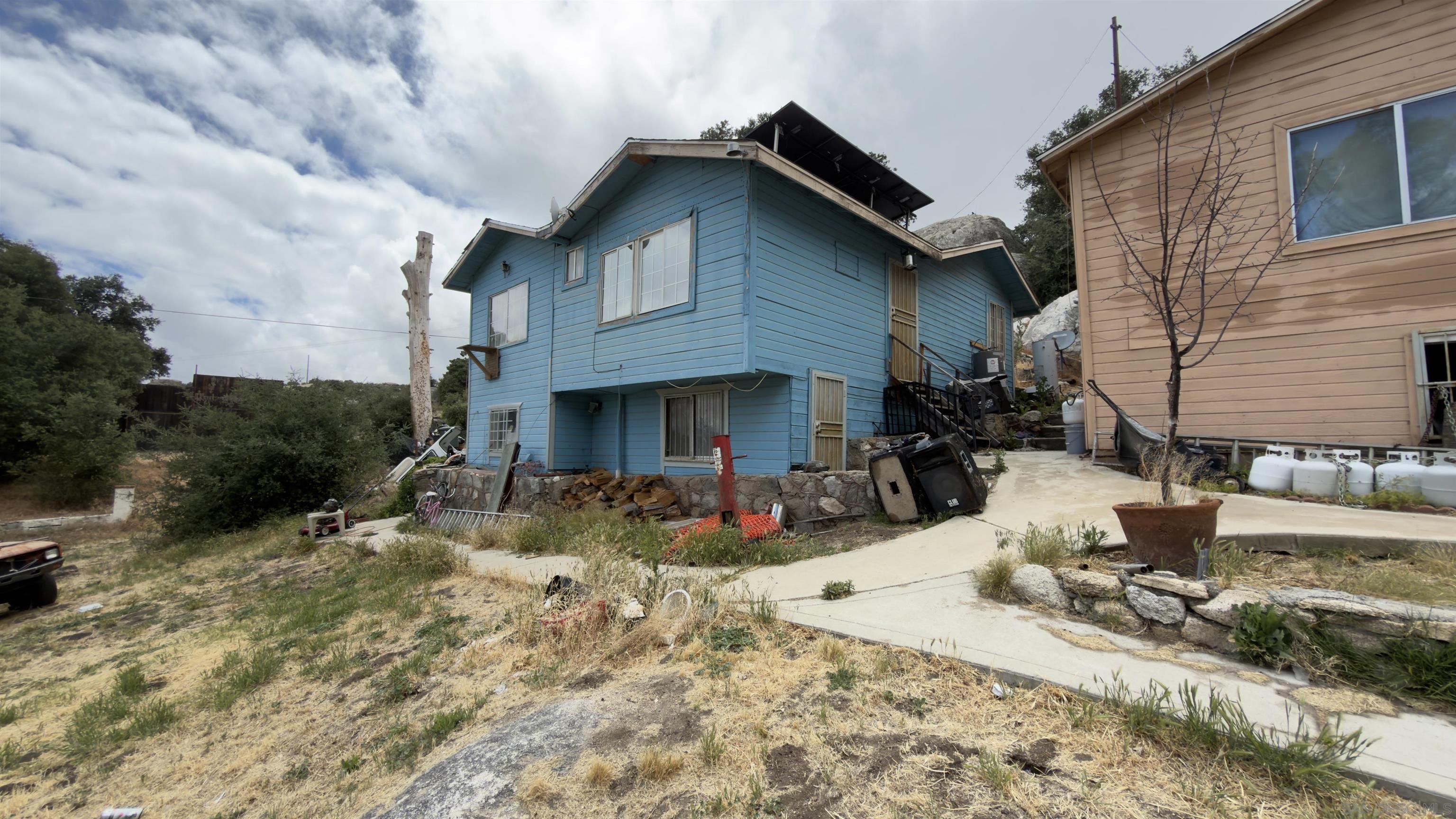 37769 Royal Dr — photo