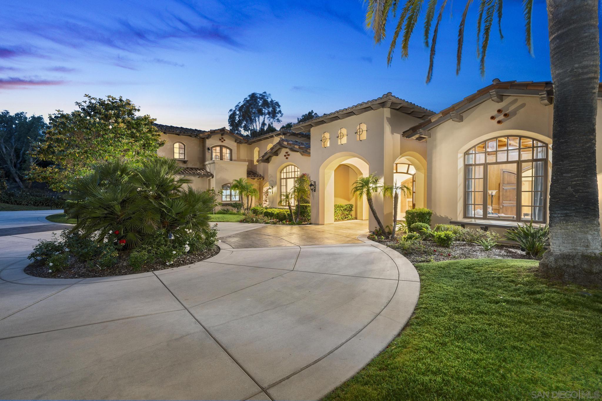 4690 Rancho Del Mar Trl — photo