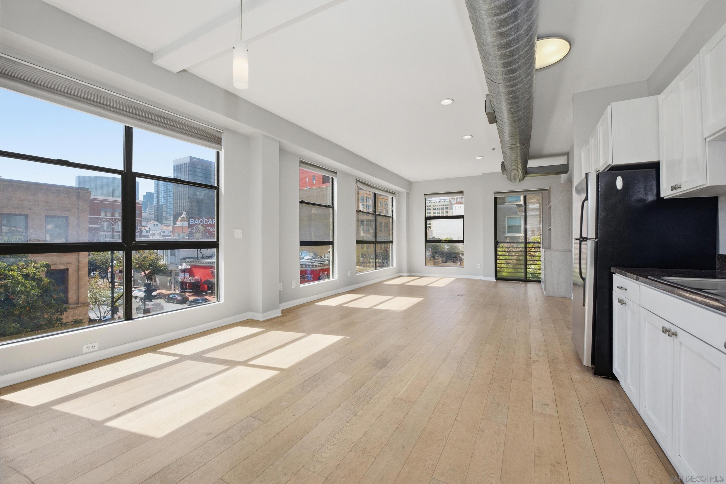 777 6th Ave 319 — photo