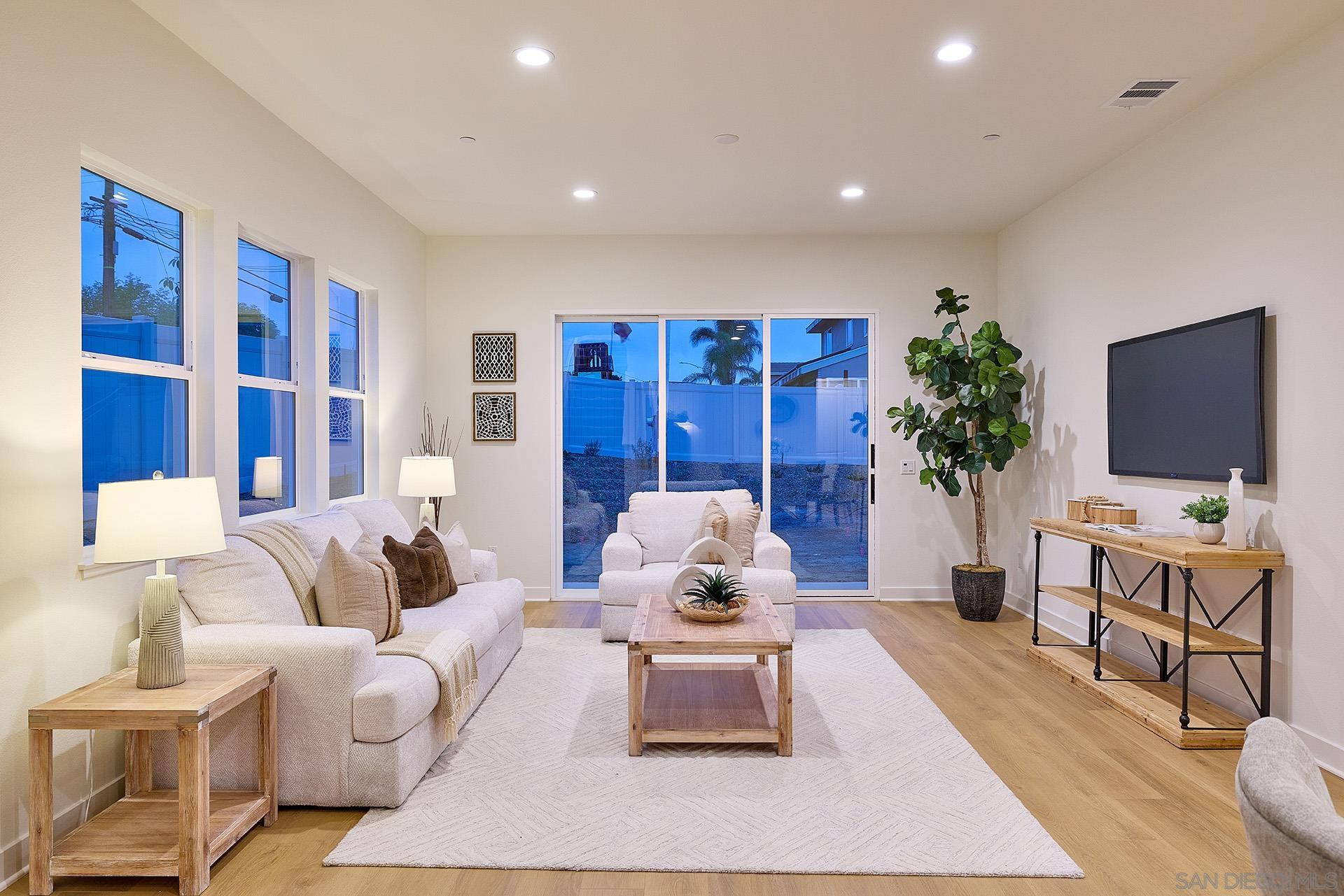 789 Michael Ct — photo