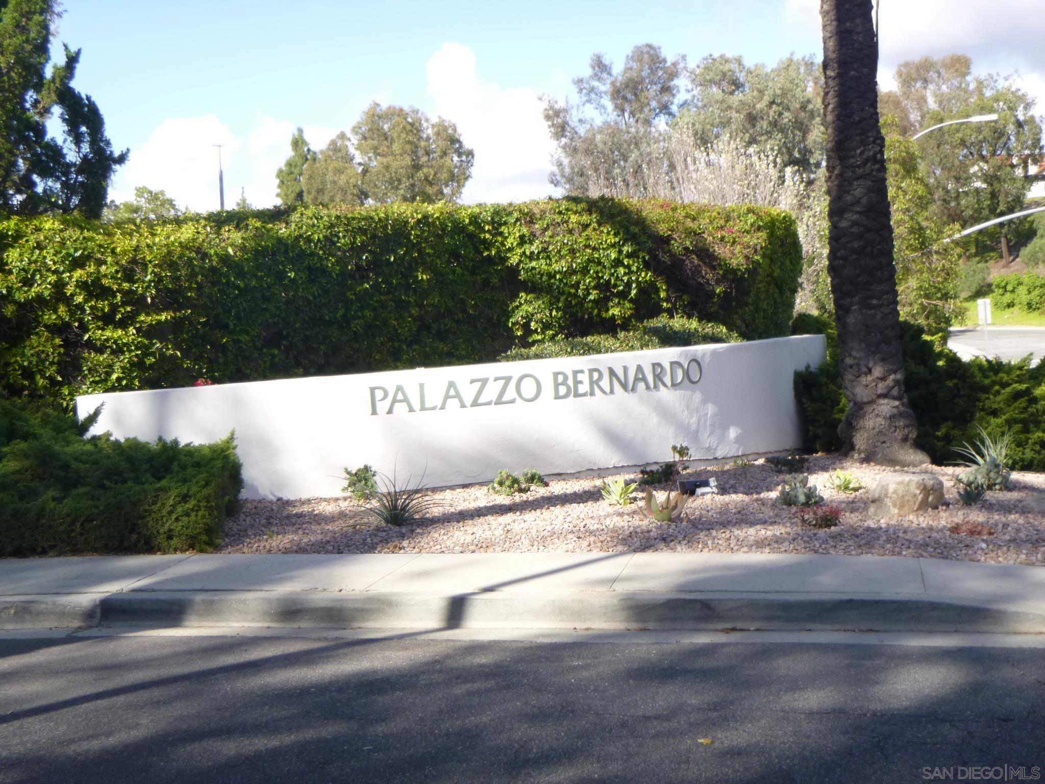 16120 Avenida Venusto 20 — photo