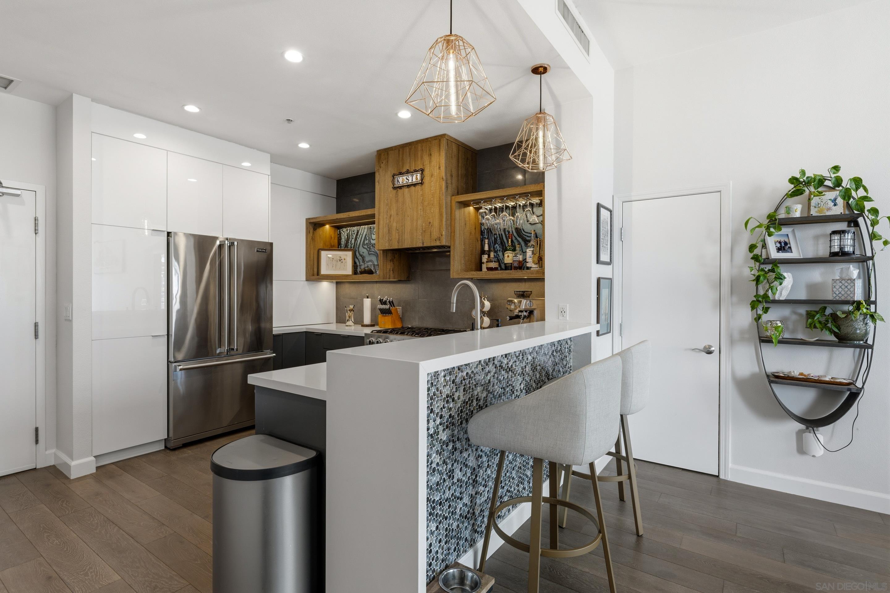 530 K St 1015 — photo