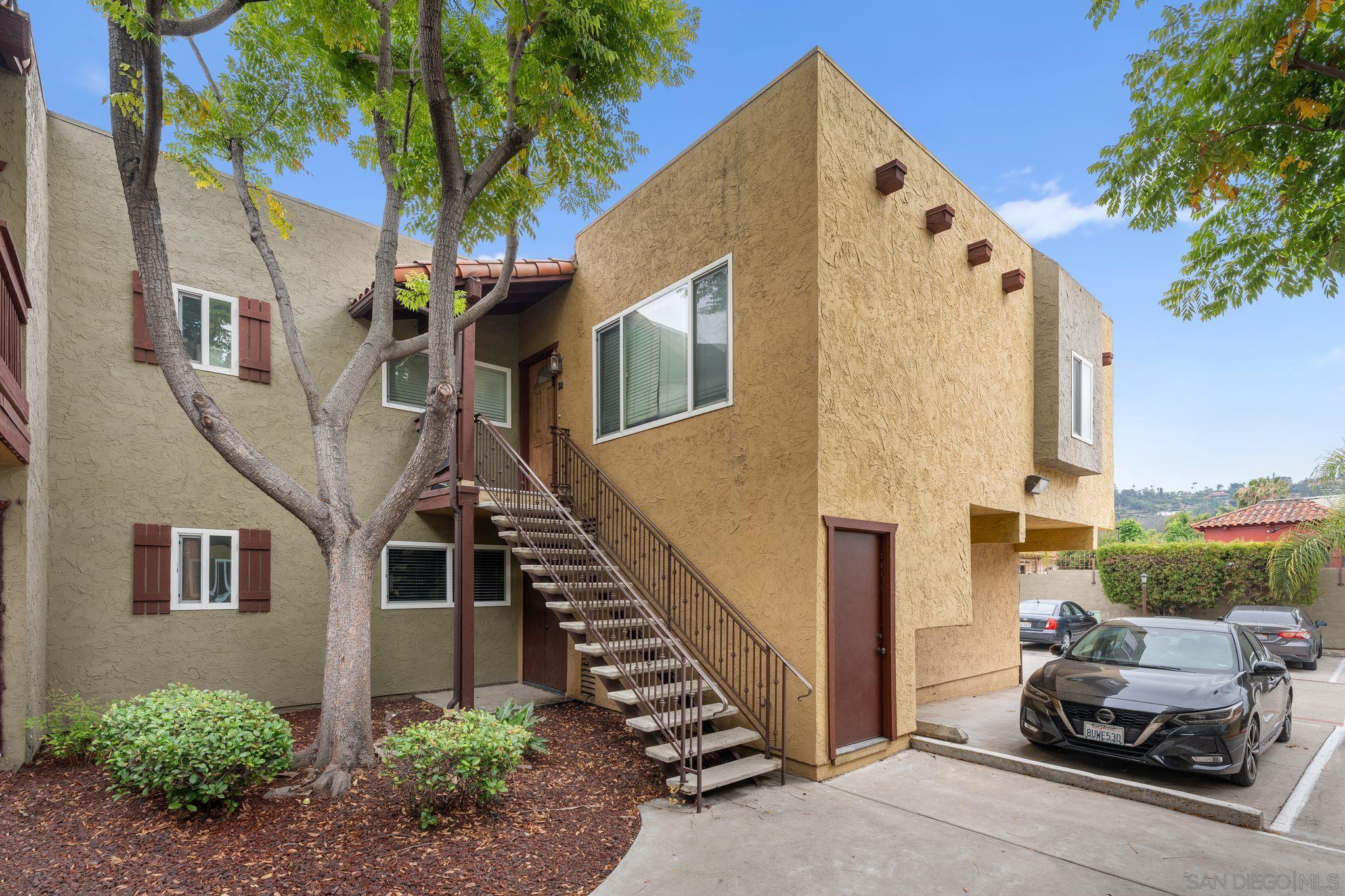 1000 Estes St 31 — photo