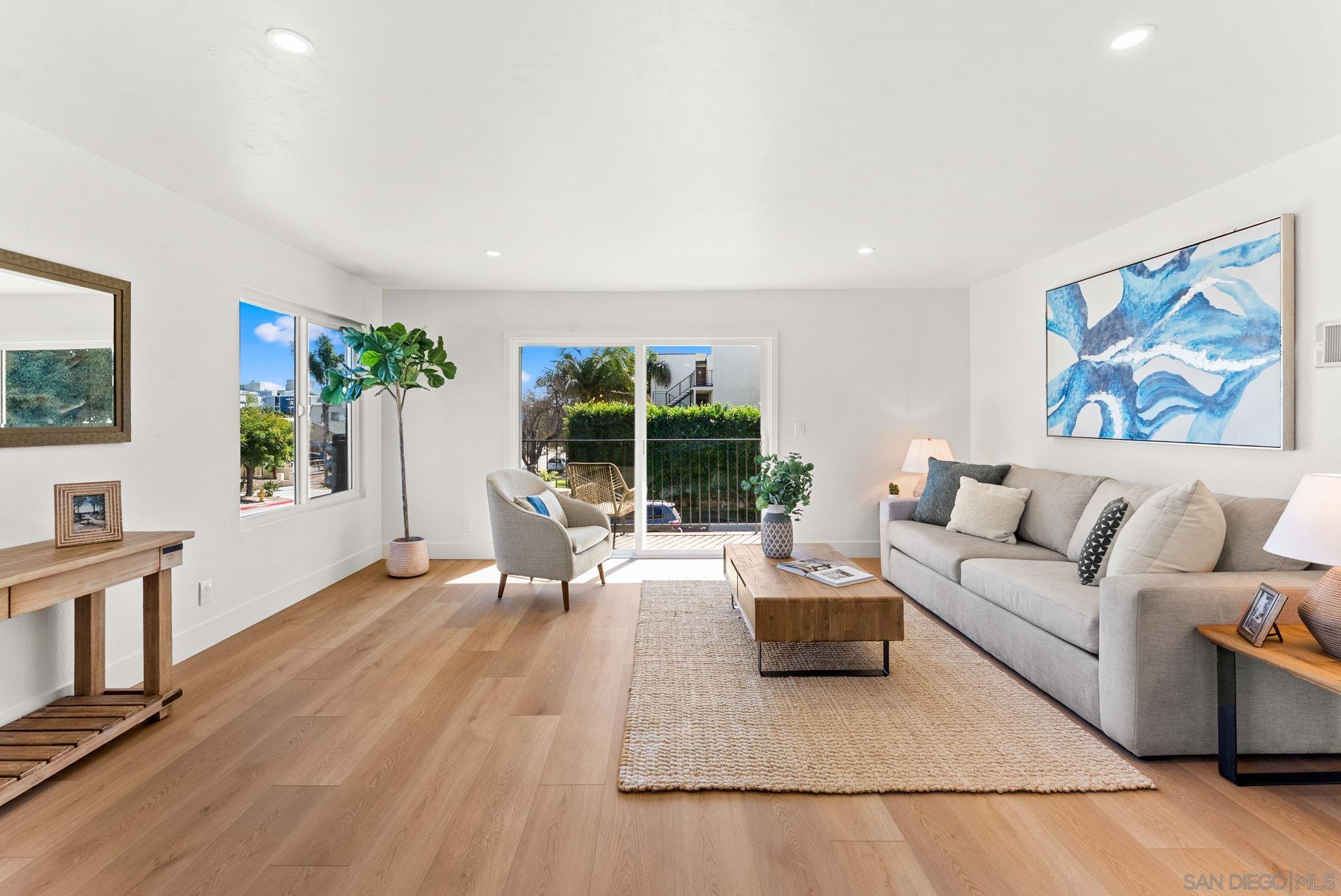 1278 Pacific Bch 3 — photo