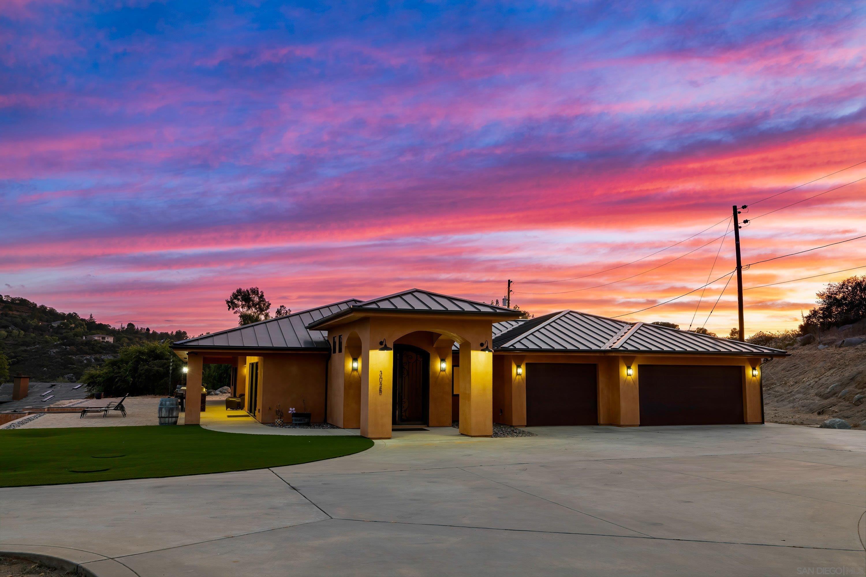 3023 Via Viejas — photo
