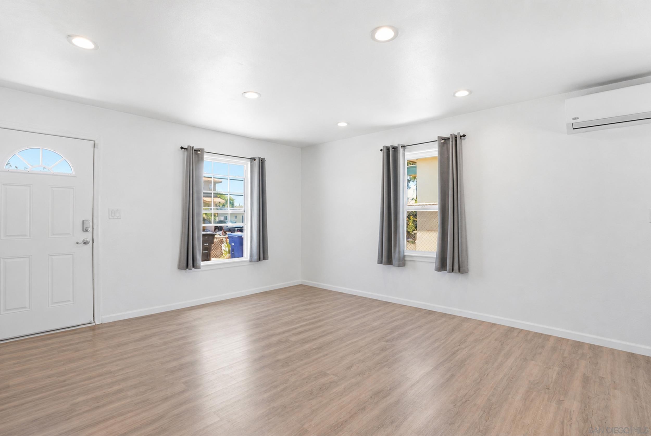 1071 Madison Ave — photo