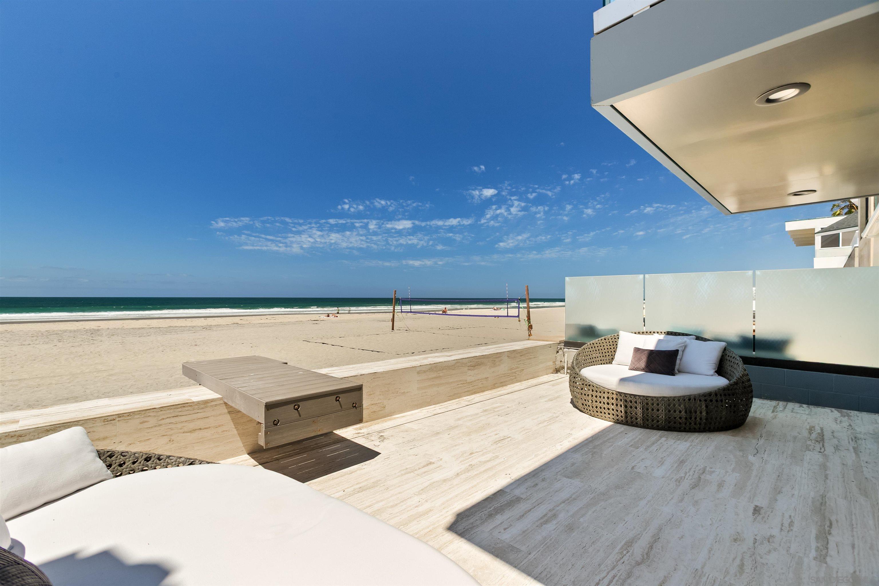 2606 Ocean Front — photo
