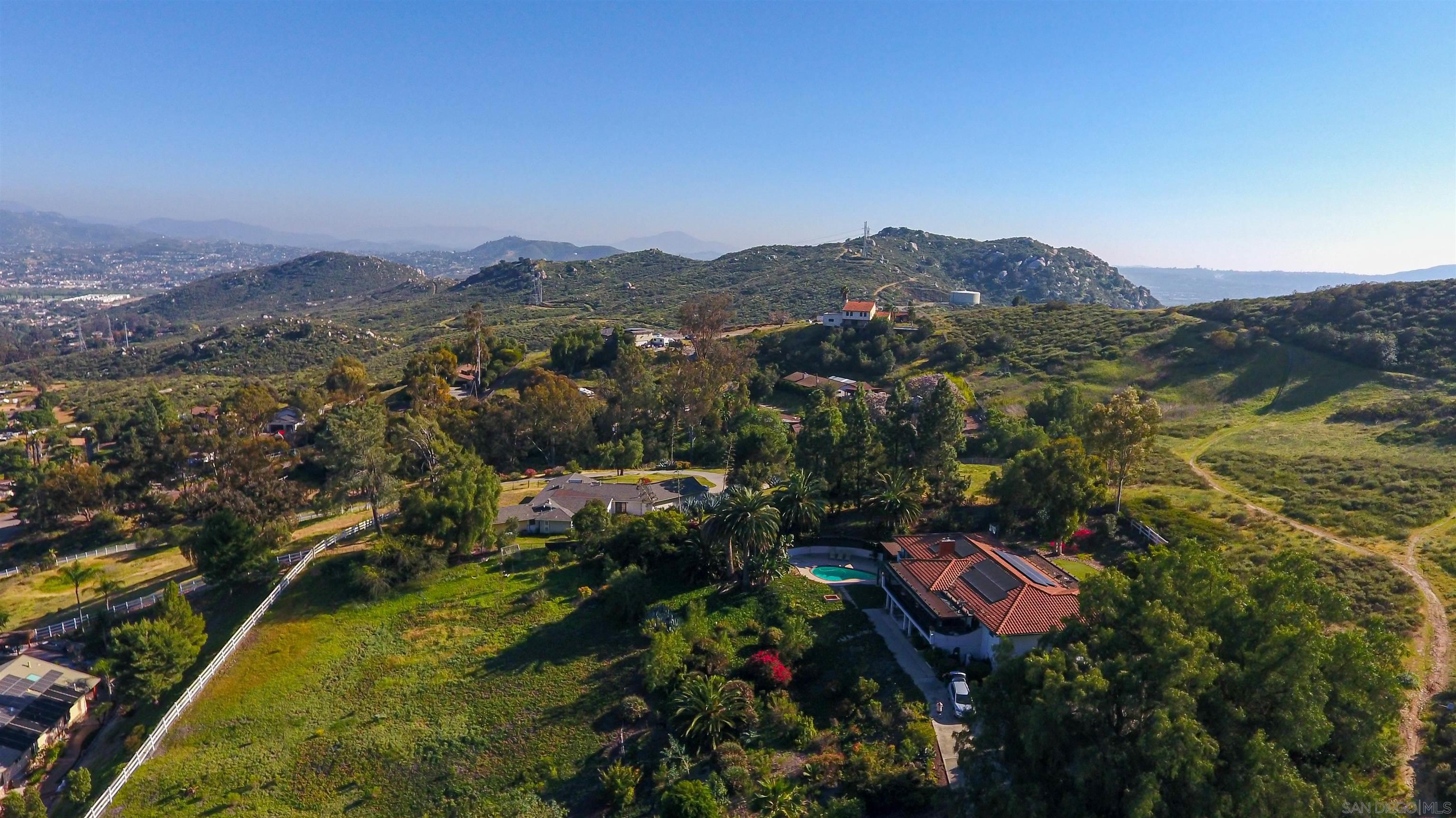11330 Crazy Horse Dr — photo