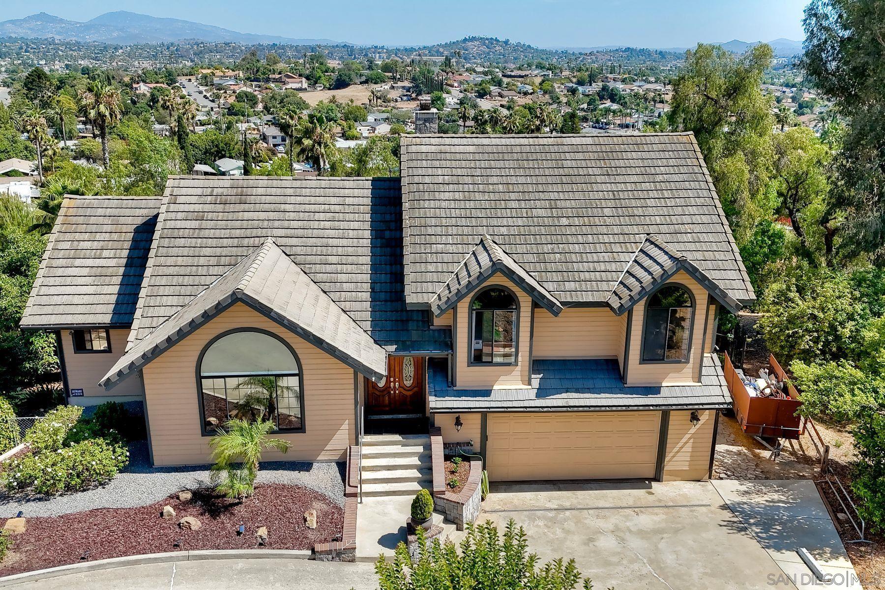 1419 Rimrock Dr — photo