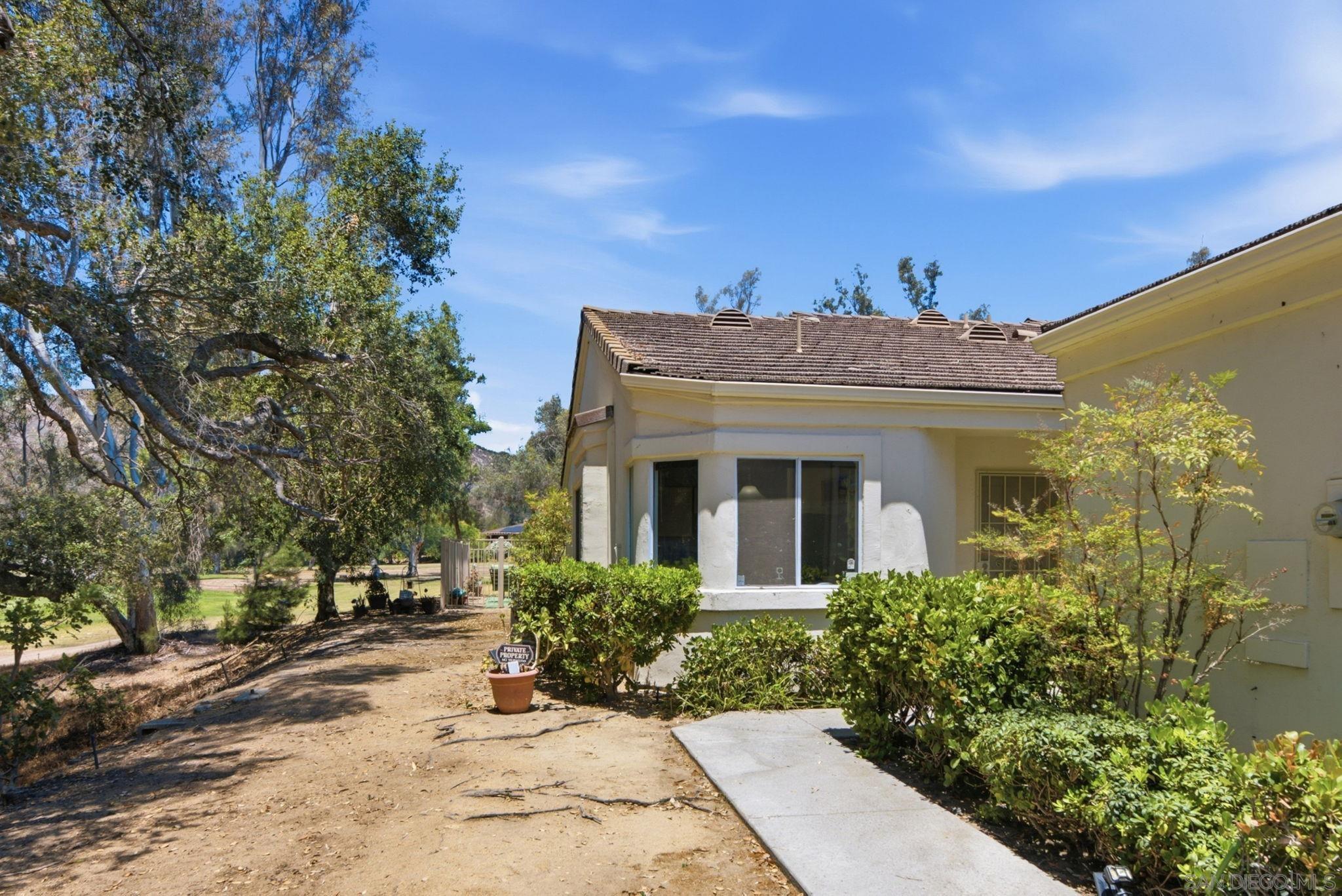 29402 Circle R Greens Dr — photo