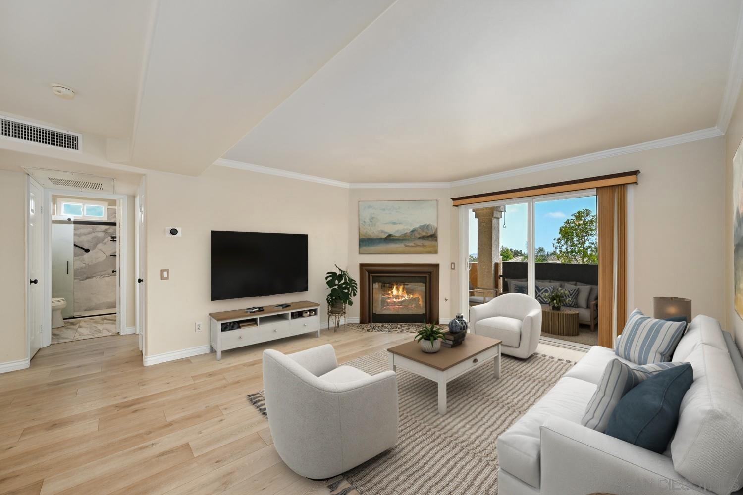3101 Sirena Vis 129 — photo